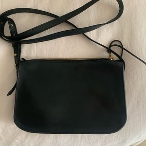 Madewell black leather shoulder purse